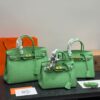 Hermes Birkin Bag DHGate Replica. 5 Colors and 3 Sizes Available.